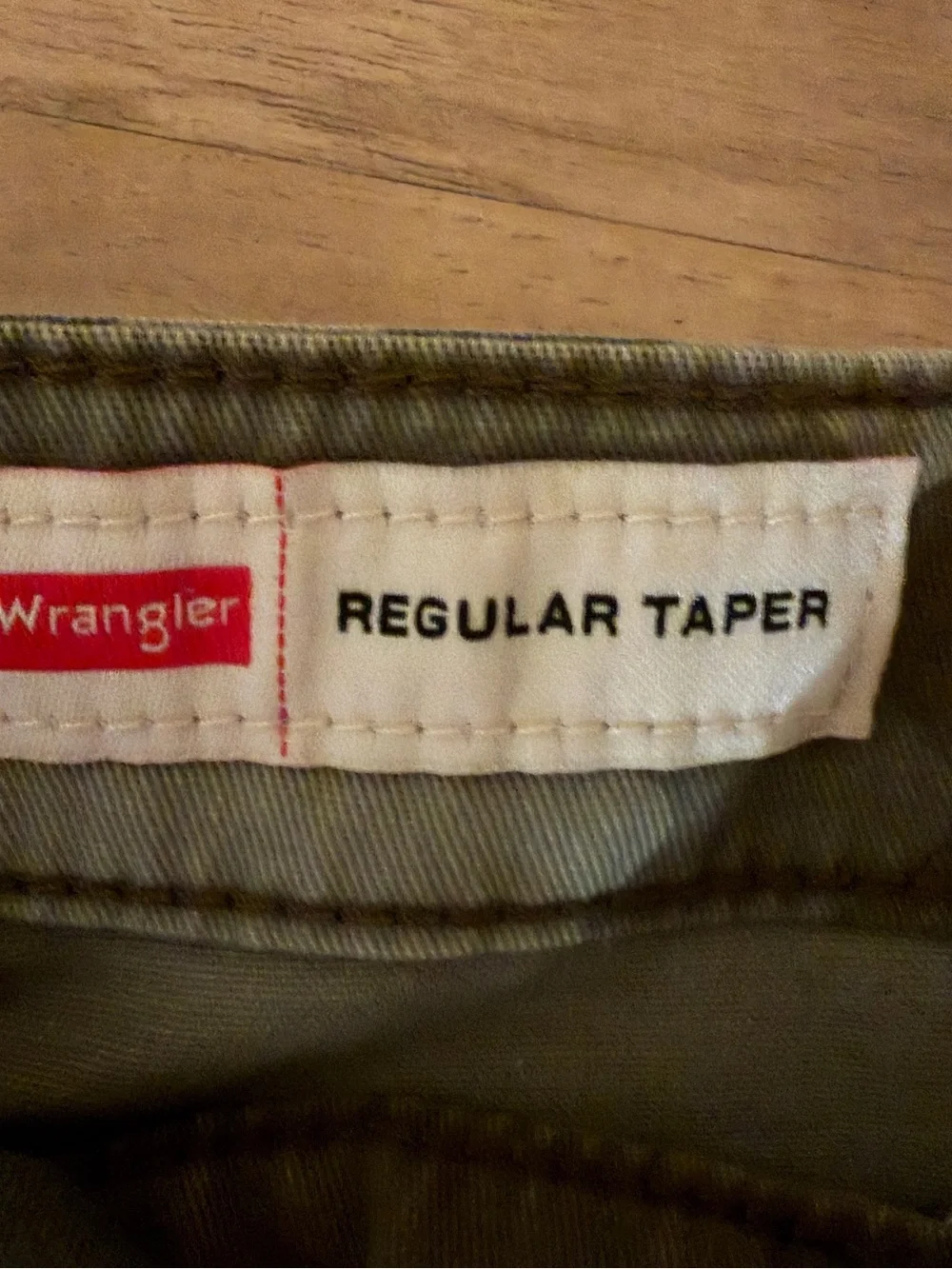 Wrangler Men's Cargo Pants Size 40x32 Camo Medium Stretch Taper Leg Regular Fit
